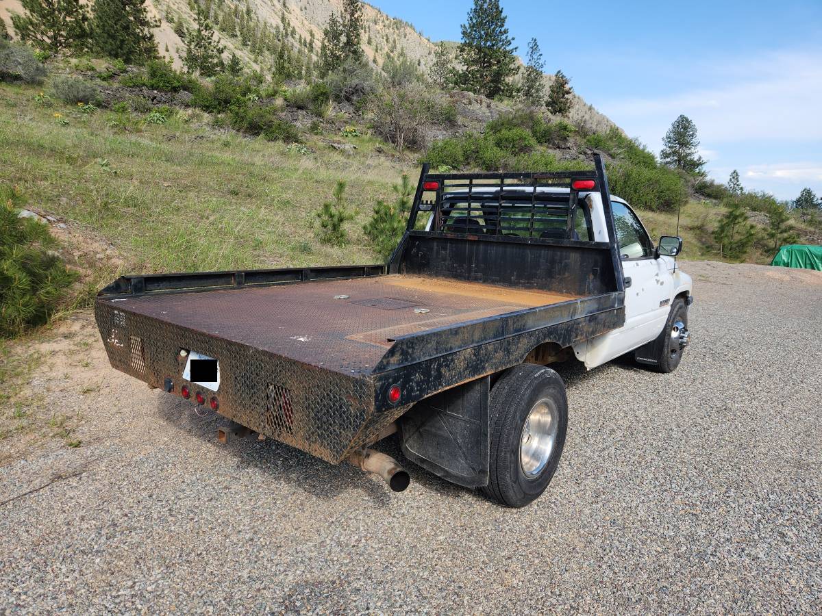 Dodge-ram-3500-diesel-1994-white-2