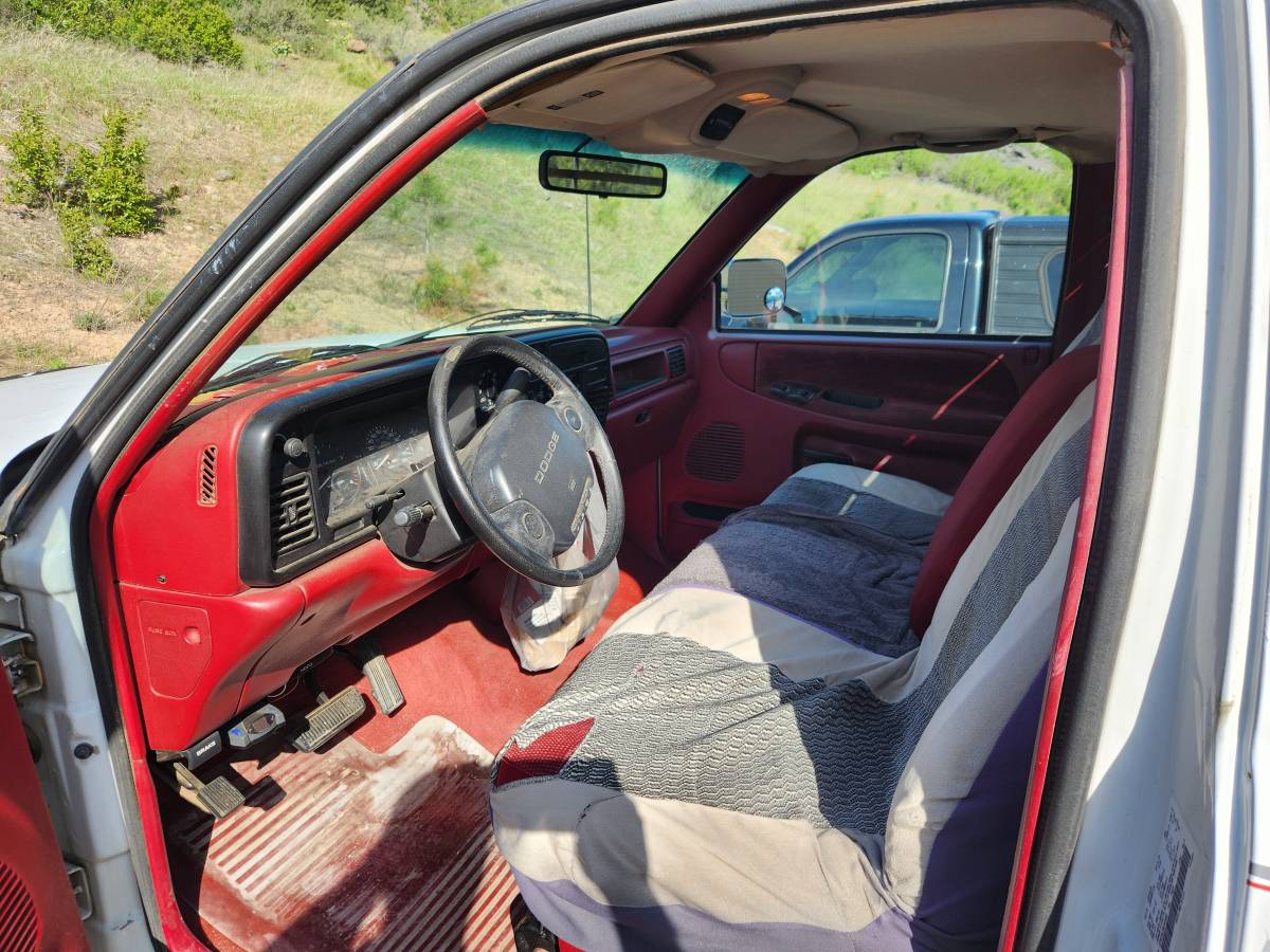 Dodge-ram-3500-diesel-1994-white-7
