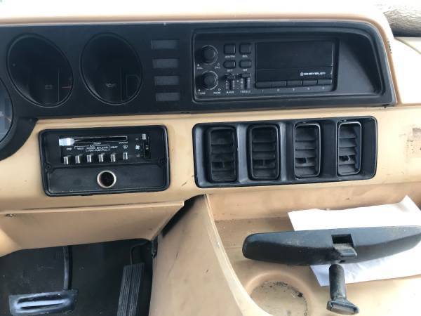 Dodge-ram-b3500-cargo-van-1989-white-11