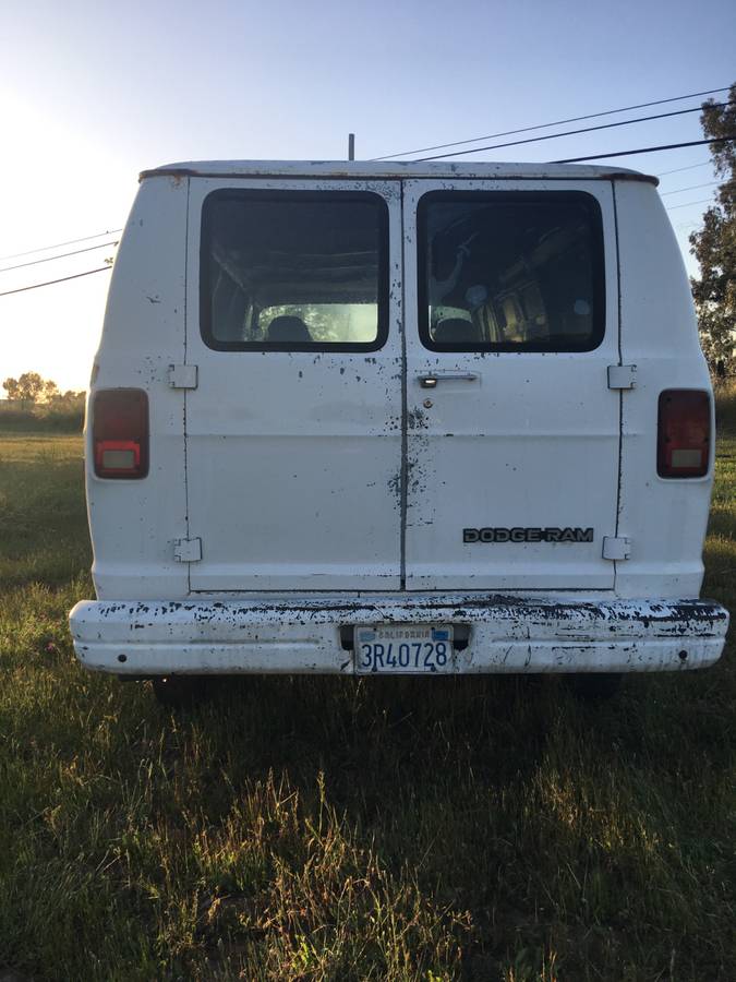 Dodge-ram-b3500-cargo-van-1989-white-5
