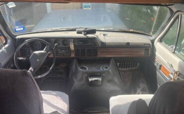 Dodge-ram-campervan-1990-5
