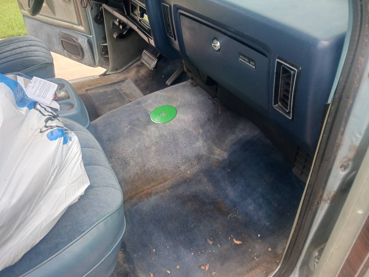 Dodge-ram-charger-1986-blue-6