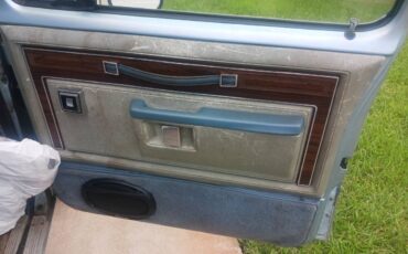 Dodge-ram-charger-1986-blue-8