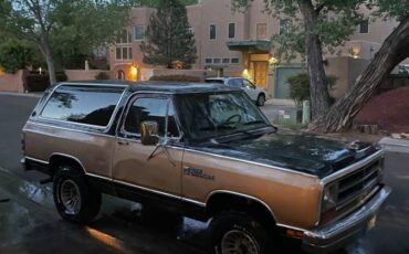 Dodge-ram-charger-1987-6