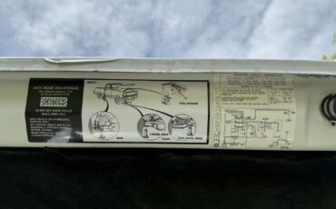 Dodge-ram-charger-1989-white-22