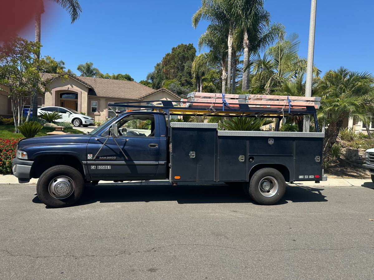 Dodge-ram-cummins-3500-laramie-diesel-1995-blue-3