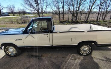 Dodge-ram-d150-1981-blue-2