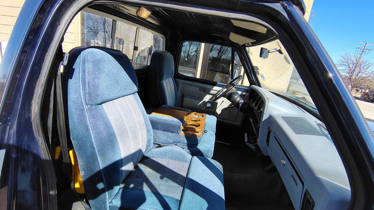 Dodge-ram-d150-1981-blue-4