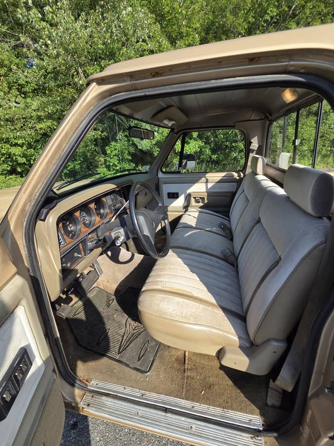 Dodge-ram-d150-1990-brown-12