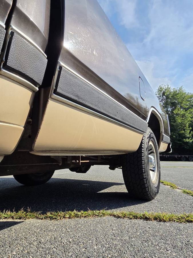 Dodge-ram-d150-1990-brown-17