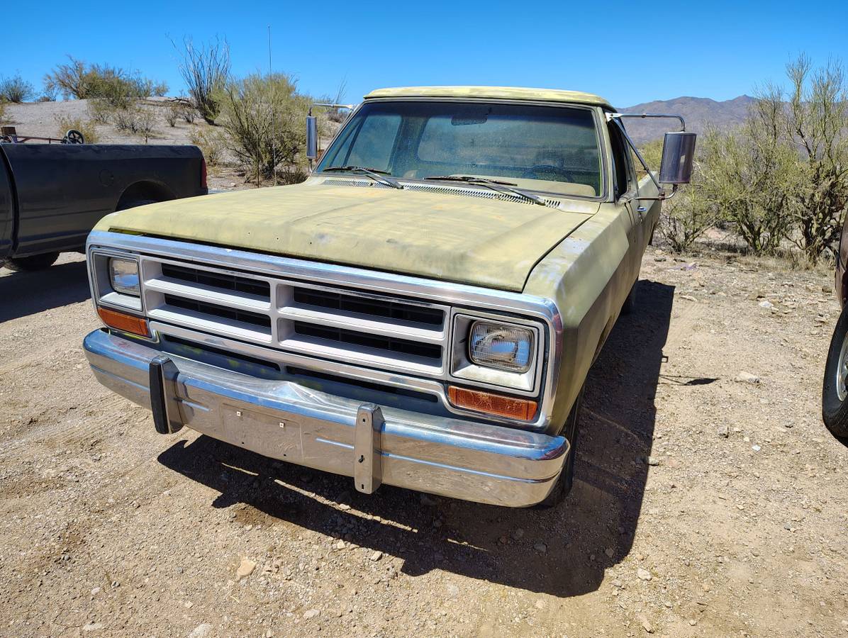Dodge-ram-d250-1988-green