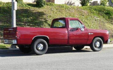 Dodge-ram-d250-34-ton-1990-red-1