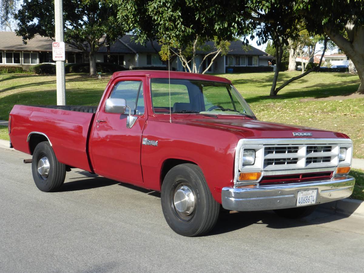 Dodge-ram-d250-34-ton-1990-red-2