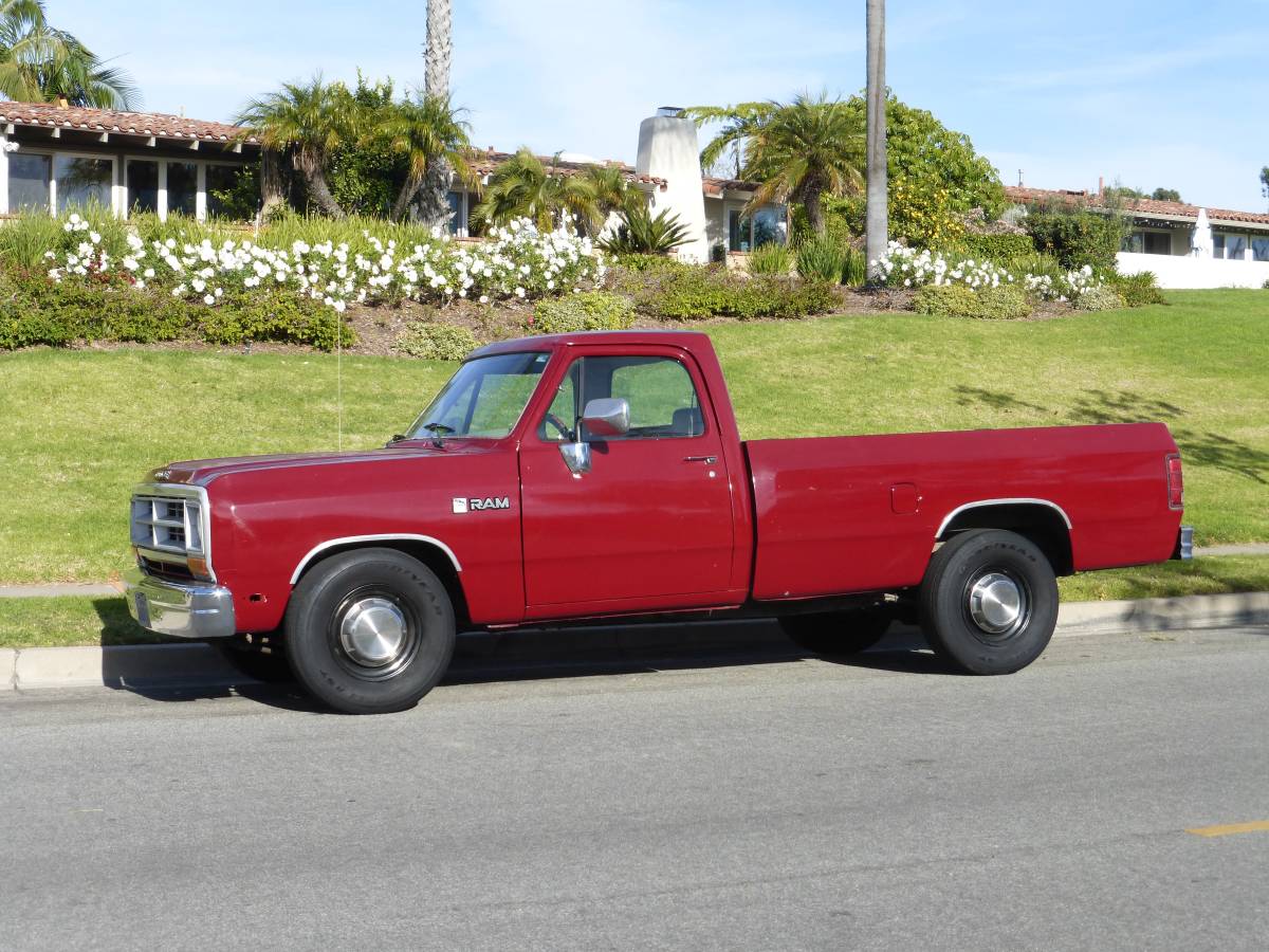 Dodge-ram-d250-34-ton-1990-red-4