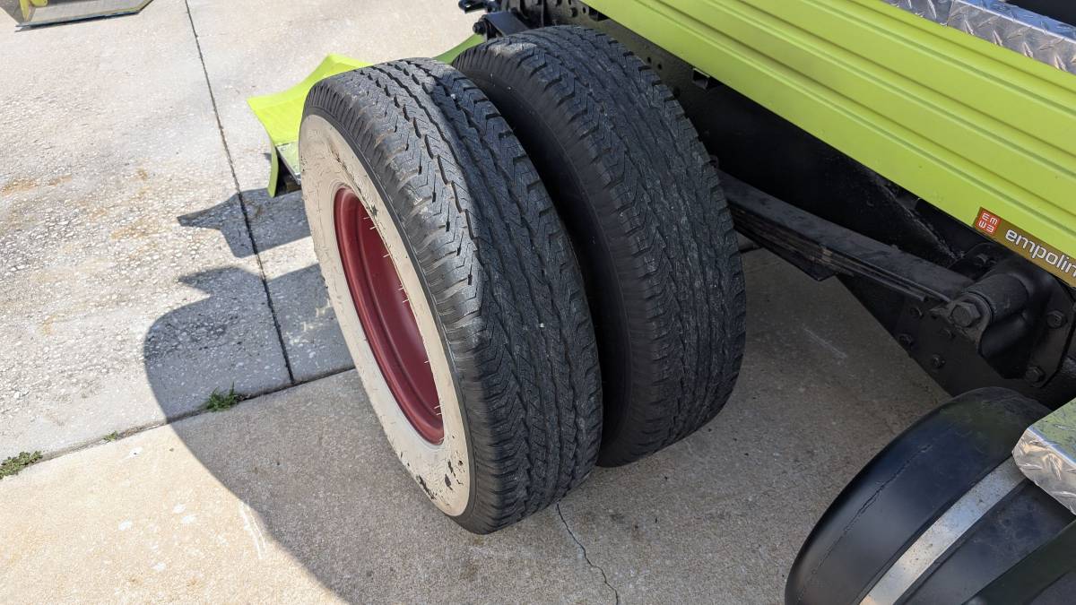 Dodge-ram-diesel-1992-green-13