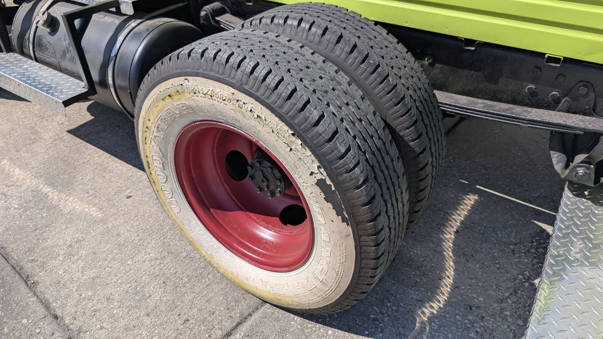 Dodge-ram-diesel-1992-green-14