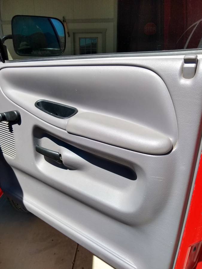Dodge-ram-diesel-1994-red-10