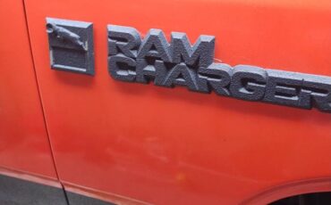 Dodge-ram-prospector-1985-orange
