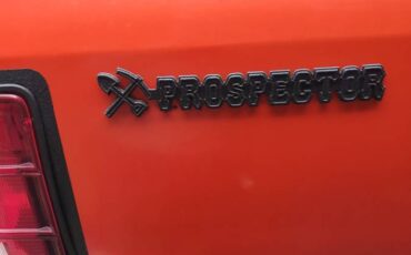 Dodge-ram-prospector-1985-orange-5