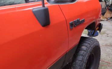 Dodge-ram-prospector-1985-orange-6