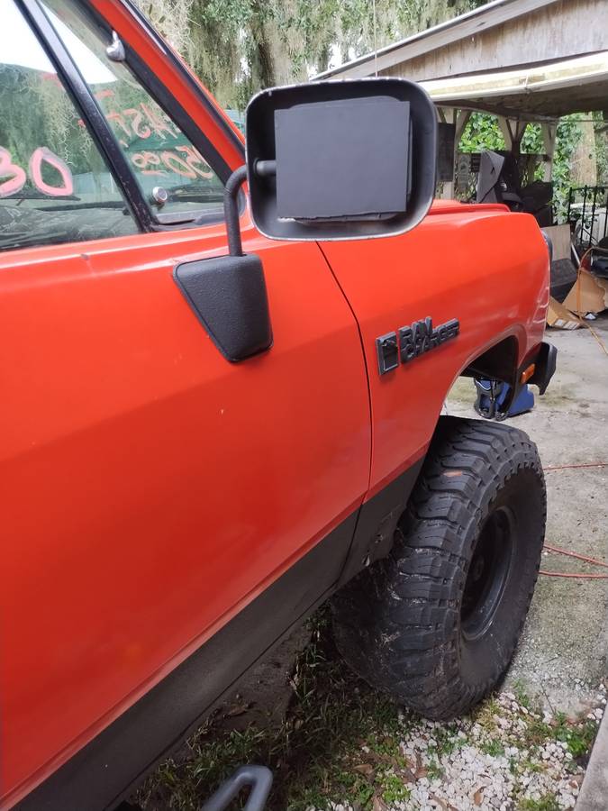 Dodge-ram-prospector-1985-orange-6