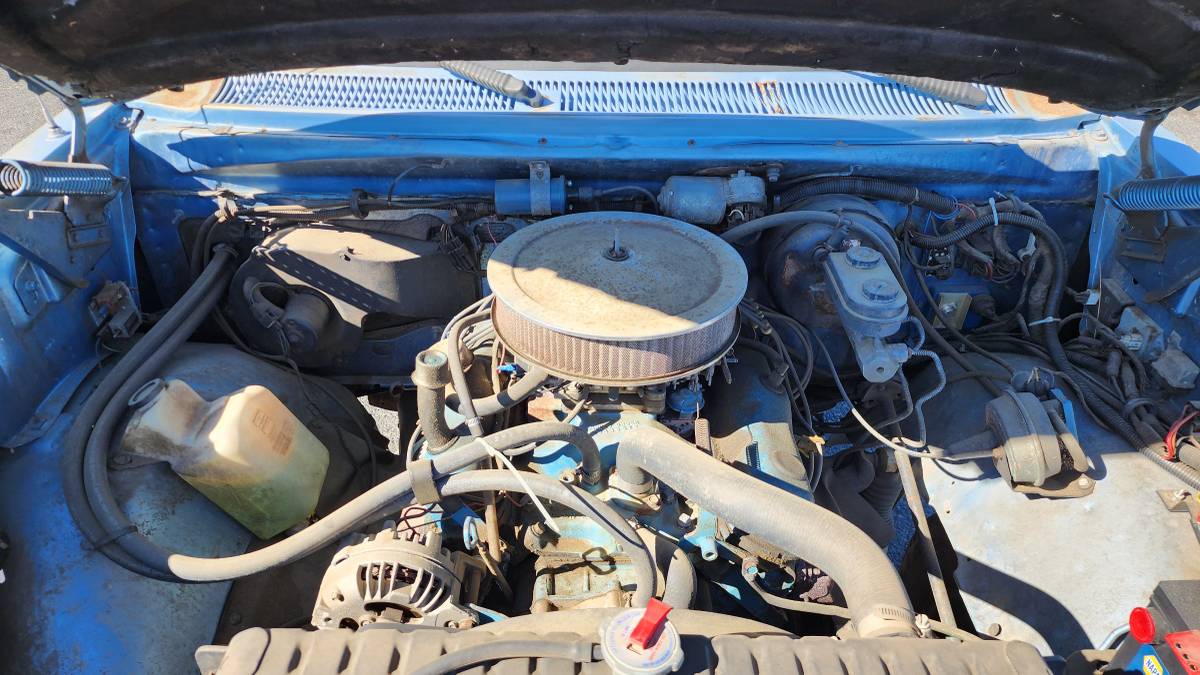 Dodge-ram-prospector-w250-4x4-1985-blue-13