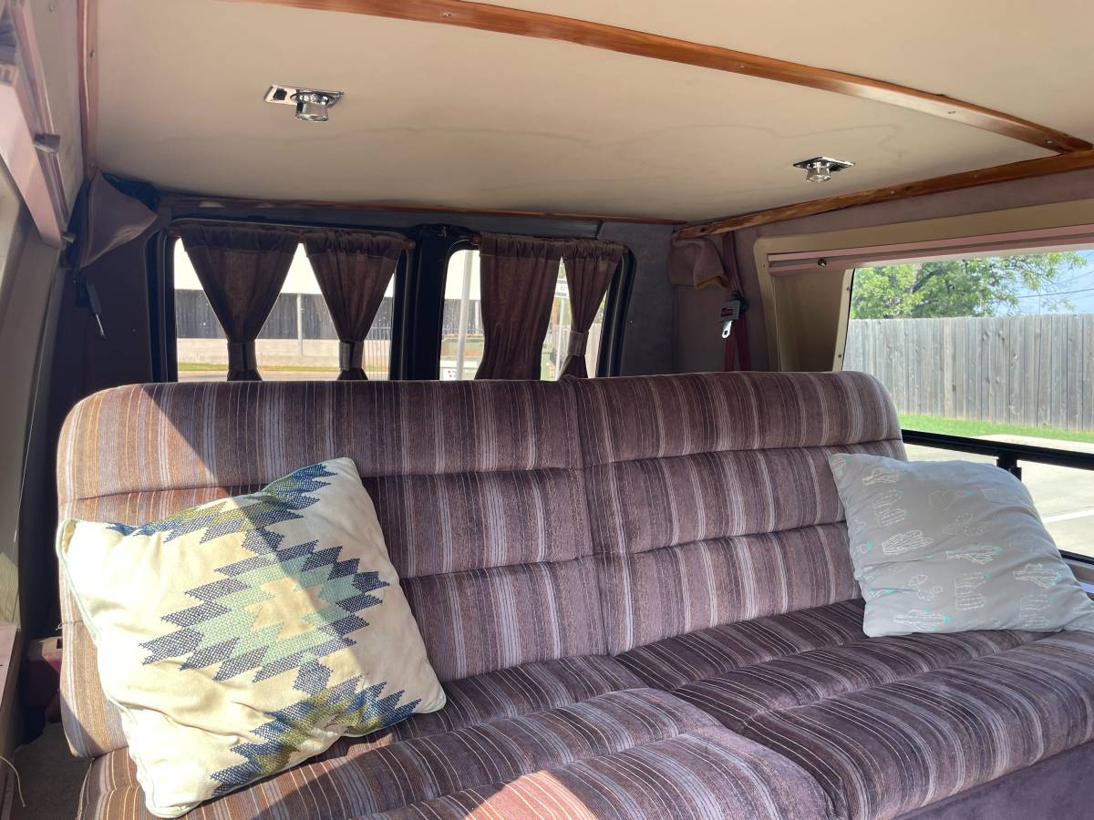 Dodge-ram-van-250-1991-grey-6