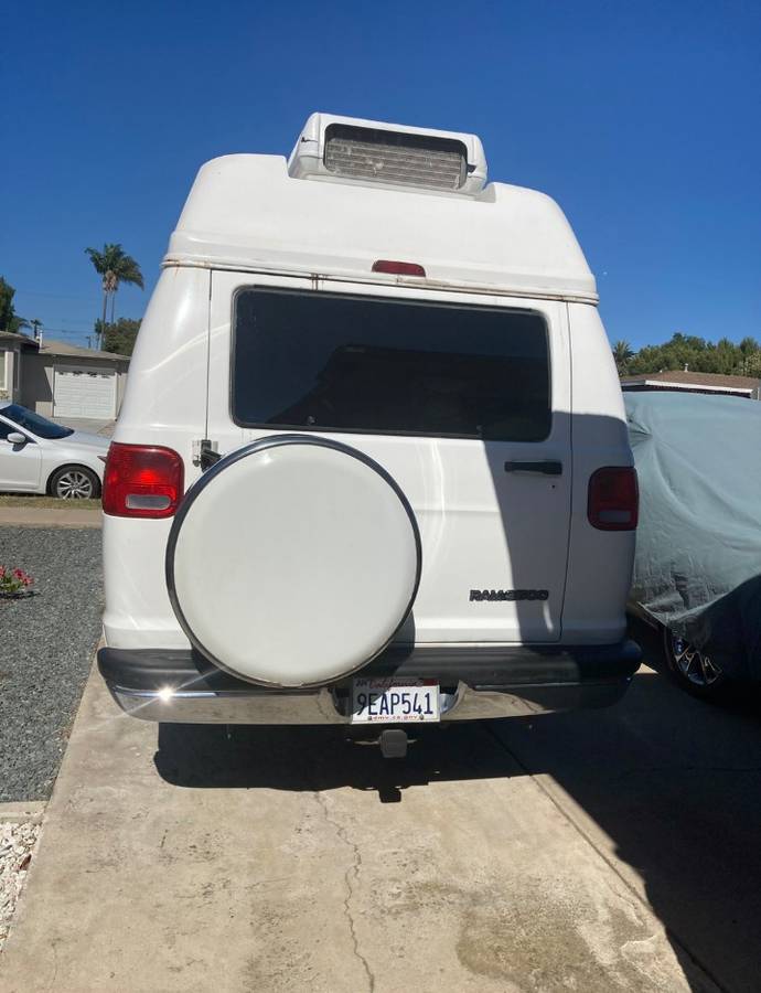 Dodge-ram-van-3500-1995-8