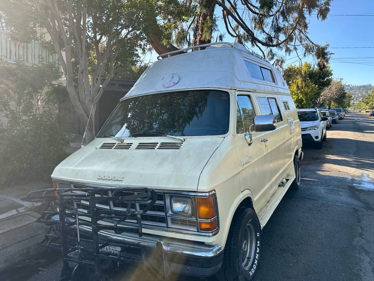 Dodge-ram-van-b250-1986-yellow-11