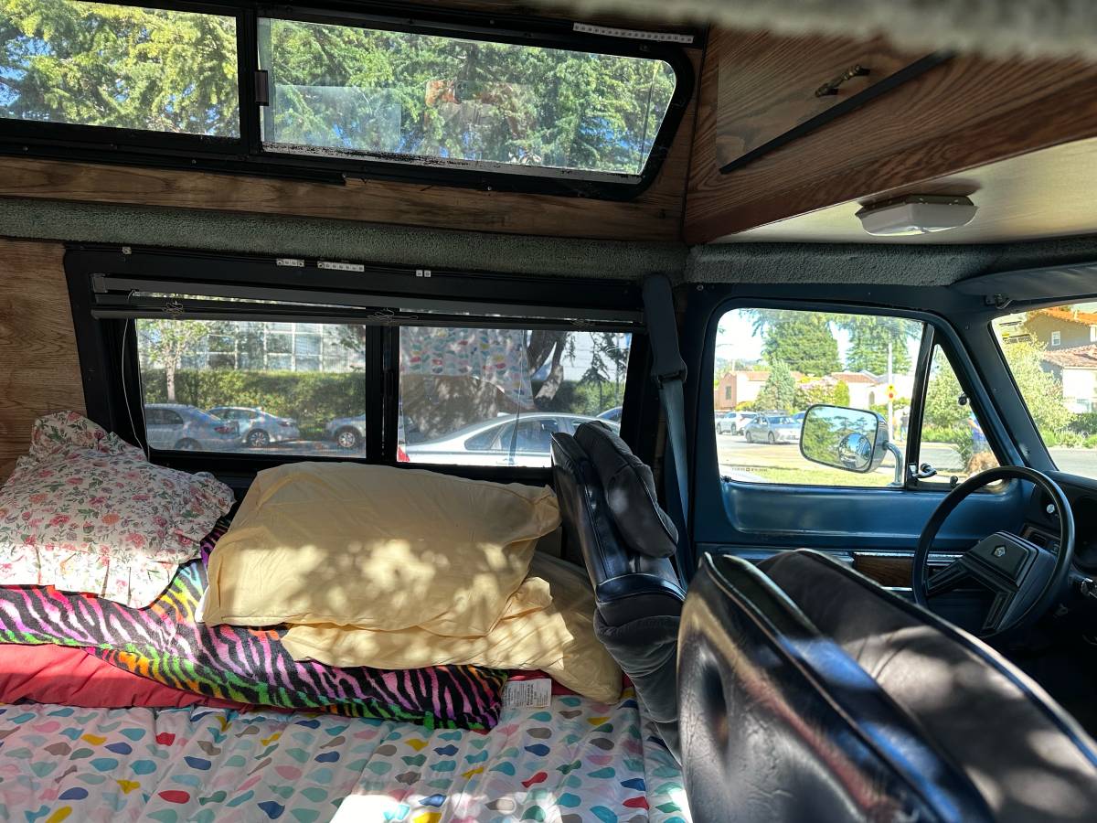 Dodge-ram-van-b250-1986-yellow-3
