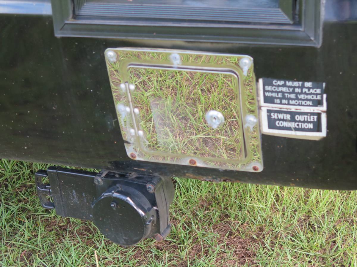 Dodge-ram-van-b250-1987-black-13