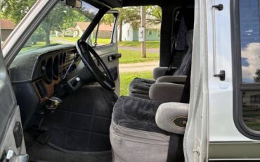 Dodge-ram-van-b250-1987-silver-2