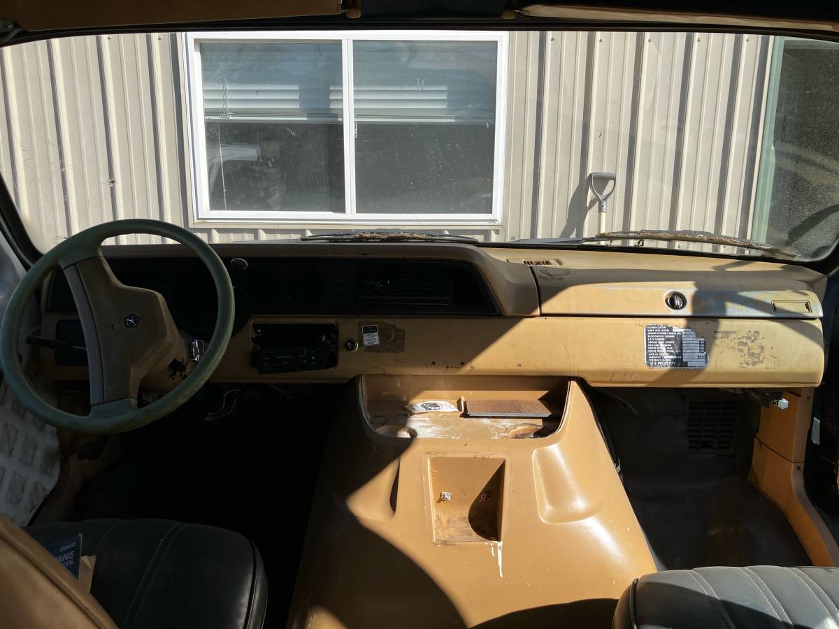 Dodge-ram-van-b250-1989-blue-6