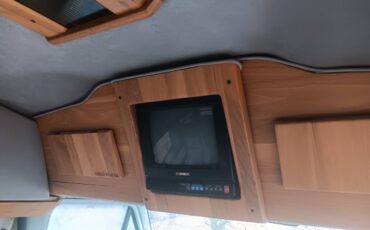 Dodge-ram-van-b250-1992-white-3