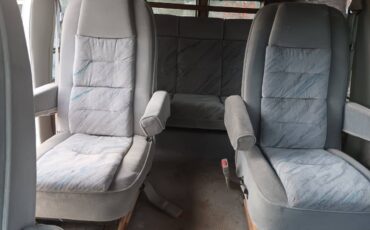 Dodge-ram-van-b250-1992-white-6