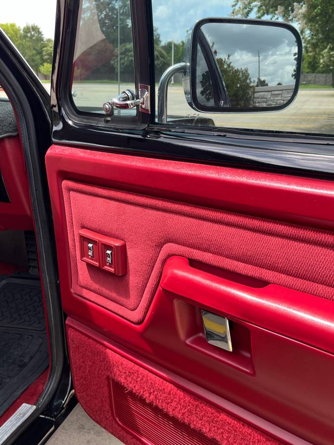 Dodge-ram-w250-4x4-diesel-1993-black-16