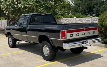 Dodge-ram-w250-4x4-diesel-1993-black-3