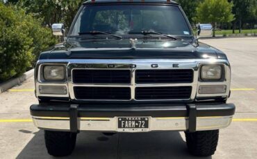 Dodge-ram-w250-4x4-diesel-1993-black