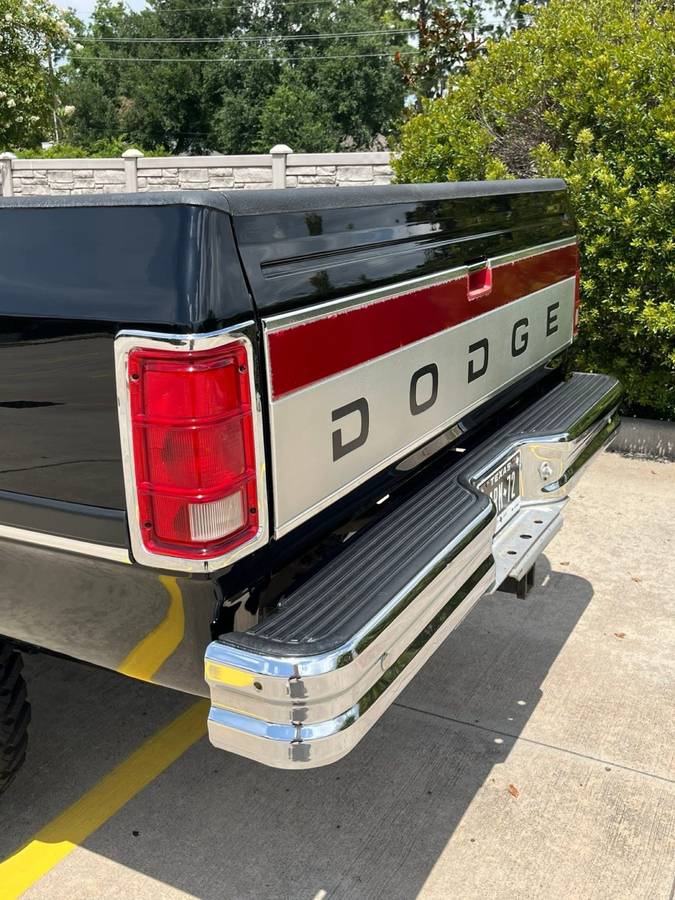 Dodge-ram-w250-4x4-diesel-1993-black-4