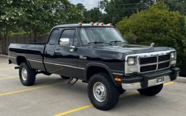 Dodge-ram-w250-4x4-diesel-1993-black-5