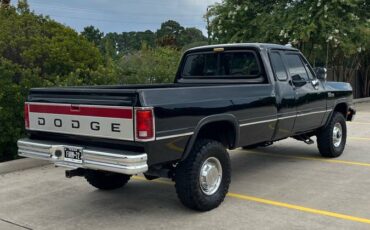 Dodge-ram-w250-4x4-diesel-1993-black-6