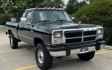 Dodge-ram-w250-club-cab-le-4x4-diesel-1993-black-11