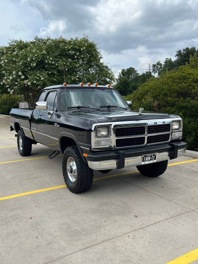 Dodge-ram-w250-club-cab-le-4x4-diesel-1993-black-11