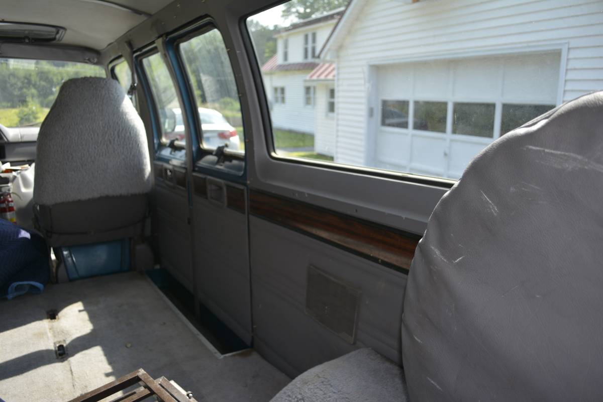 Dodge-ram-wagon-b250-1994-blue-7