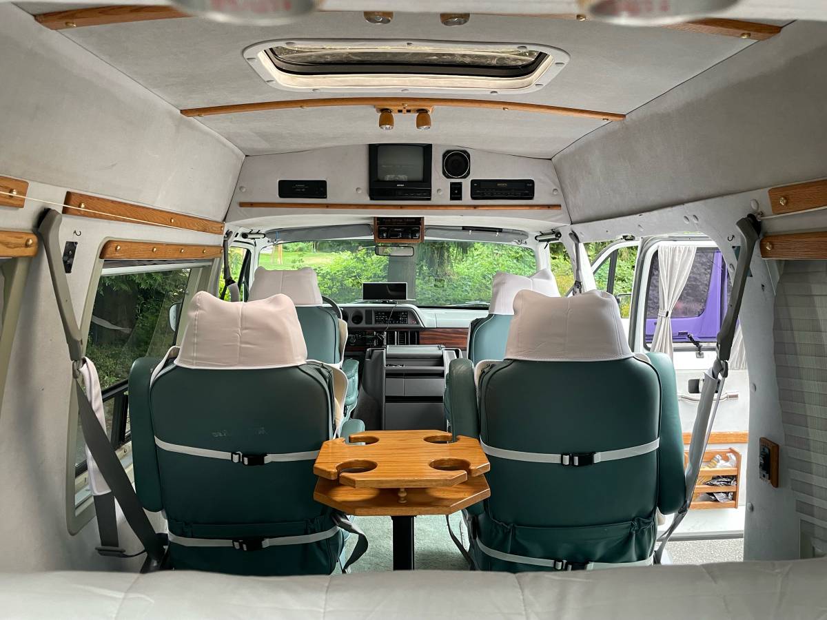 Dodge-ram250-van-1994-white-9