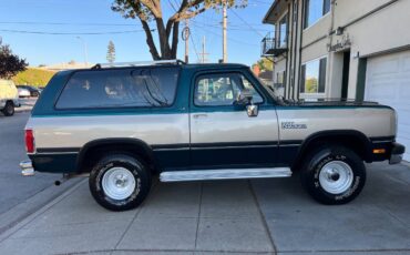 Dodge-ramc-1993-2