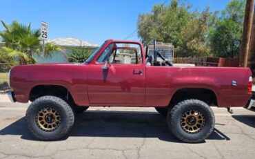 Dodge-ramcharger-1978-red-9
