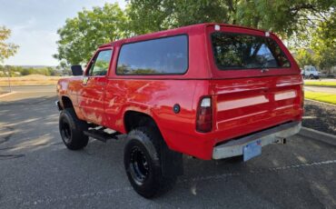 Dodge-ramcharger-1979-red-16