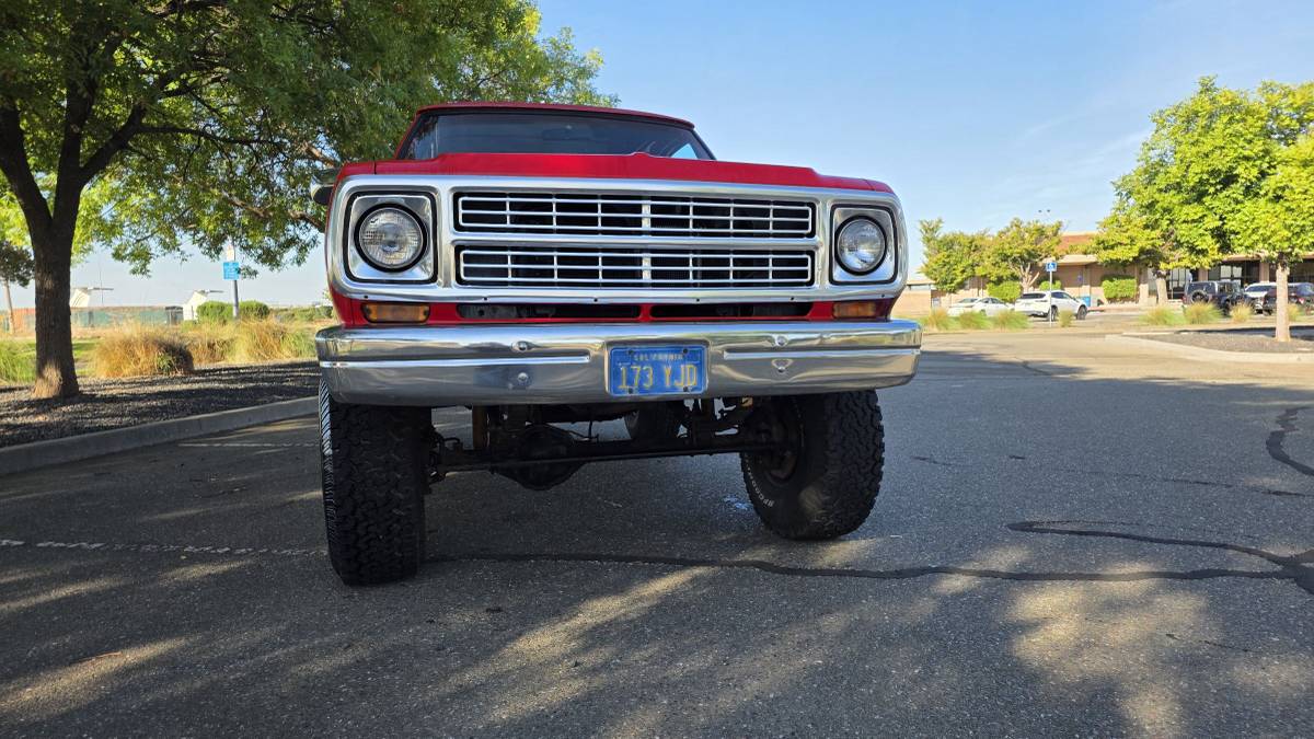 Dodge-ramcharger-1979-red-5