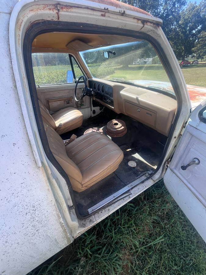 Dodge-ramcharger-1982-white-4
